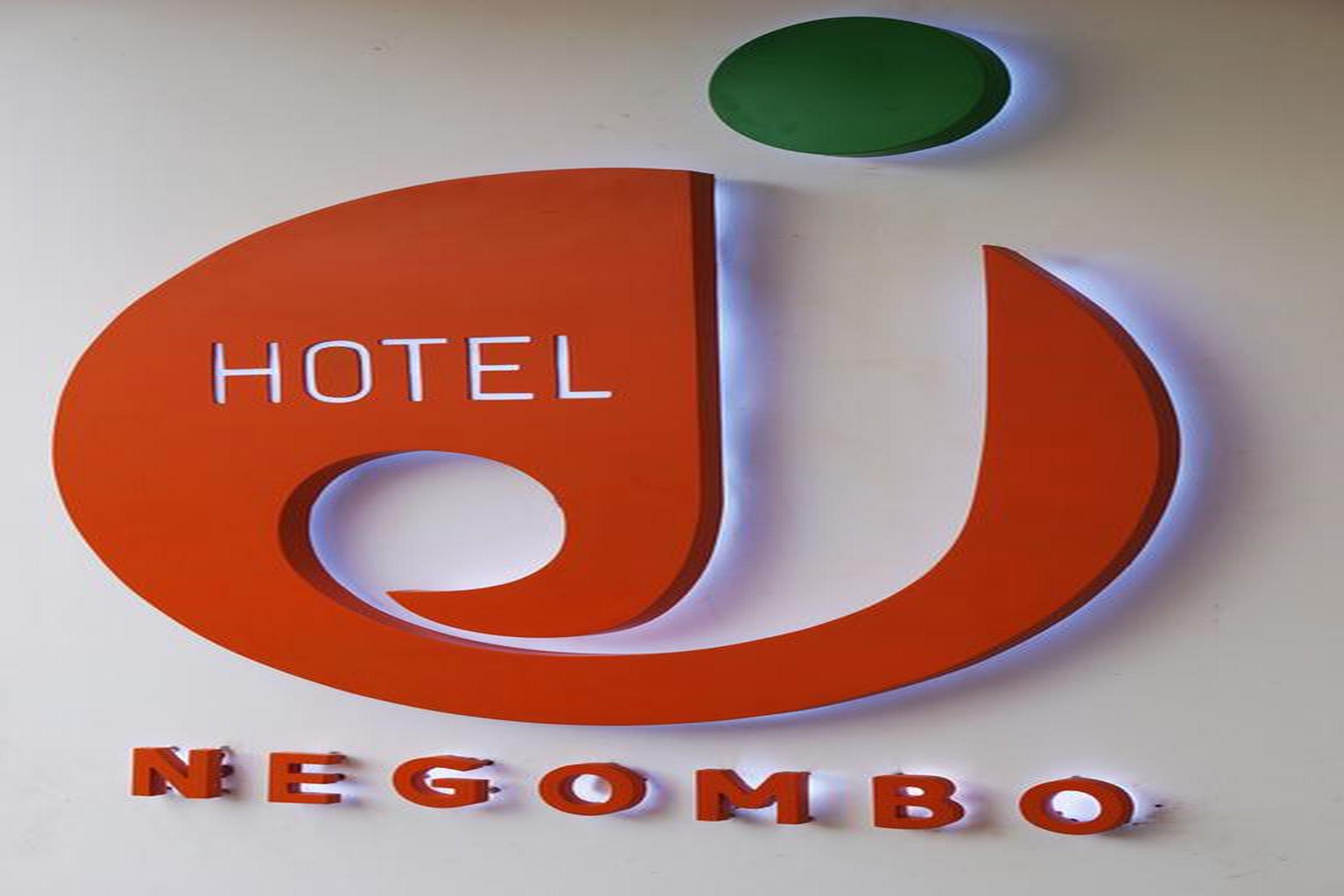 Hotel J 尼甘布 外观 照片