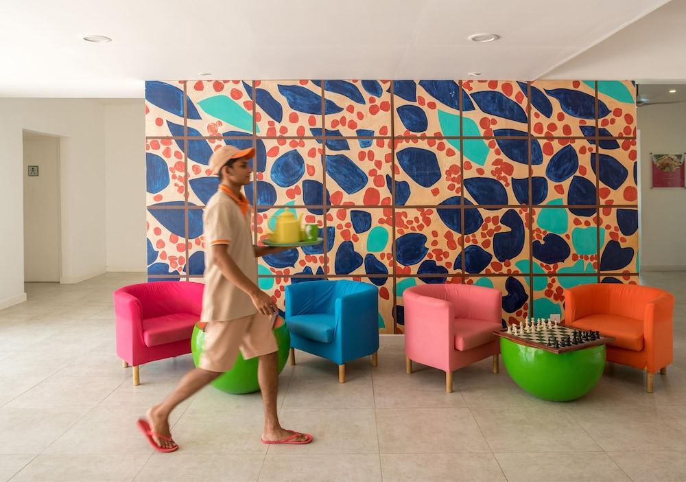 Hotel J 尼甘布 外观 照片