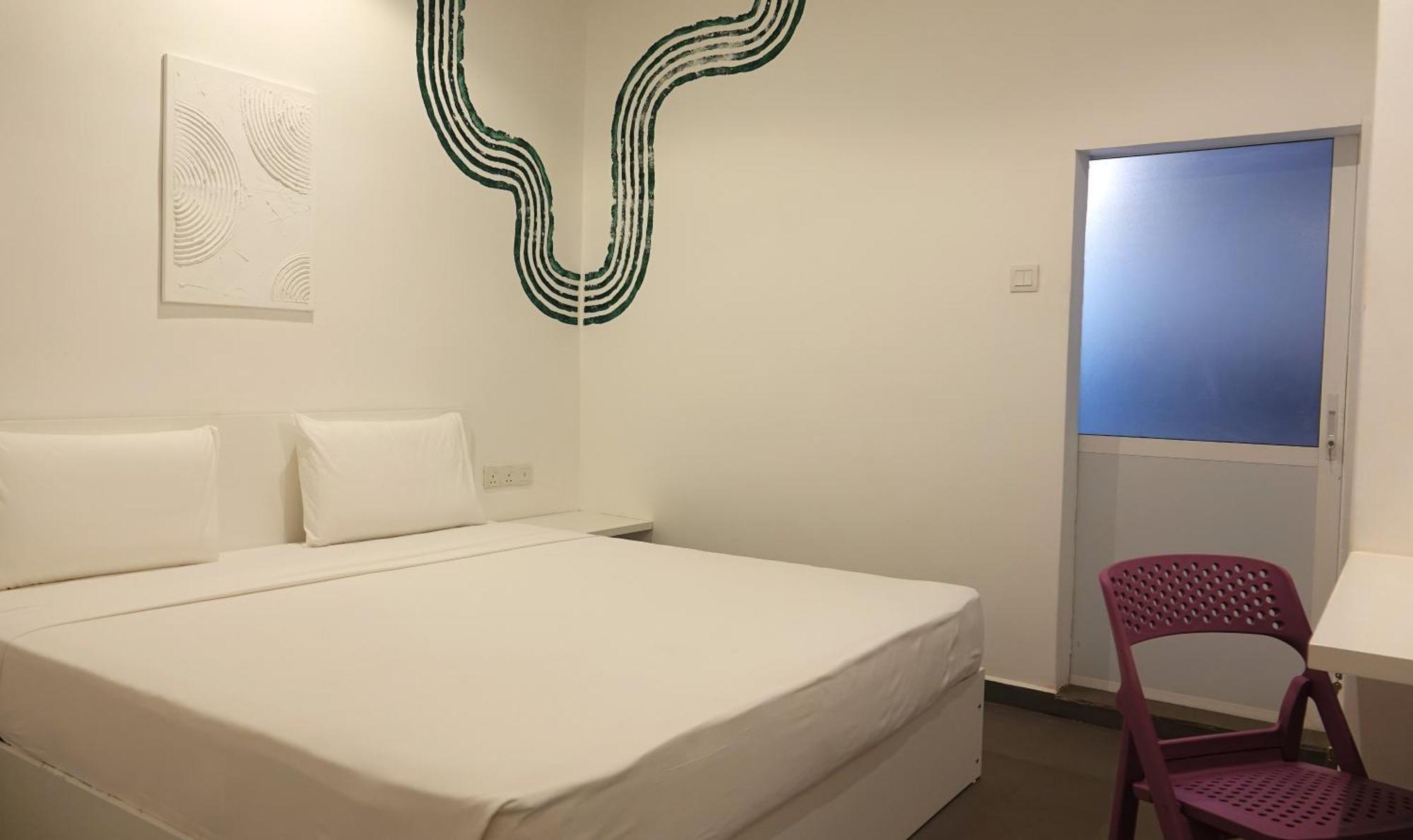 Hotel J 尼甘布 外观 照片