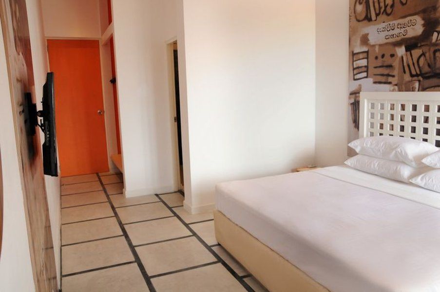 Hotel J 尼甘布 外观 照片